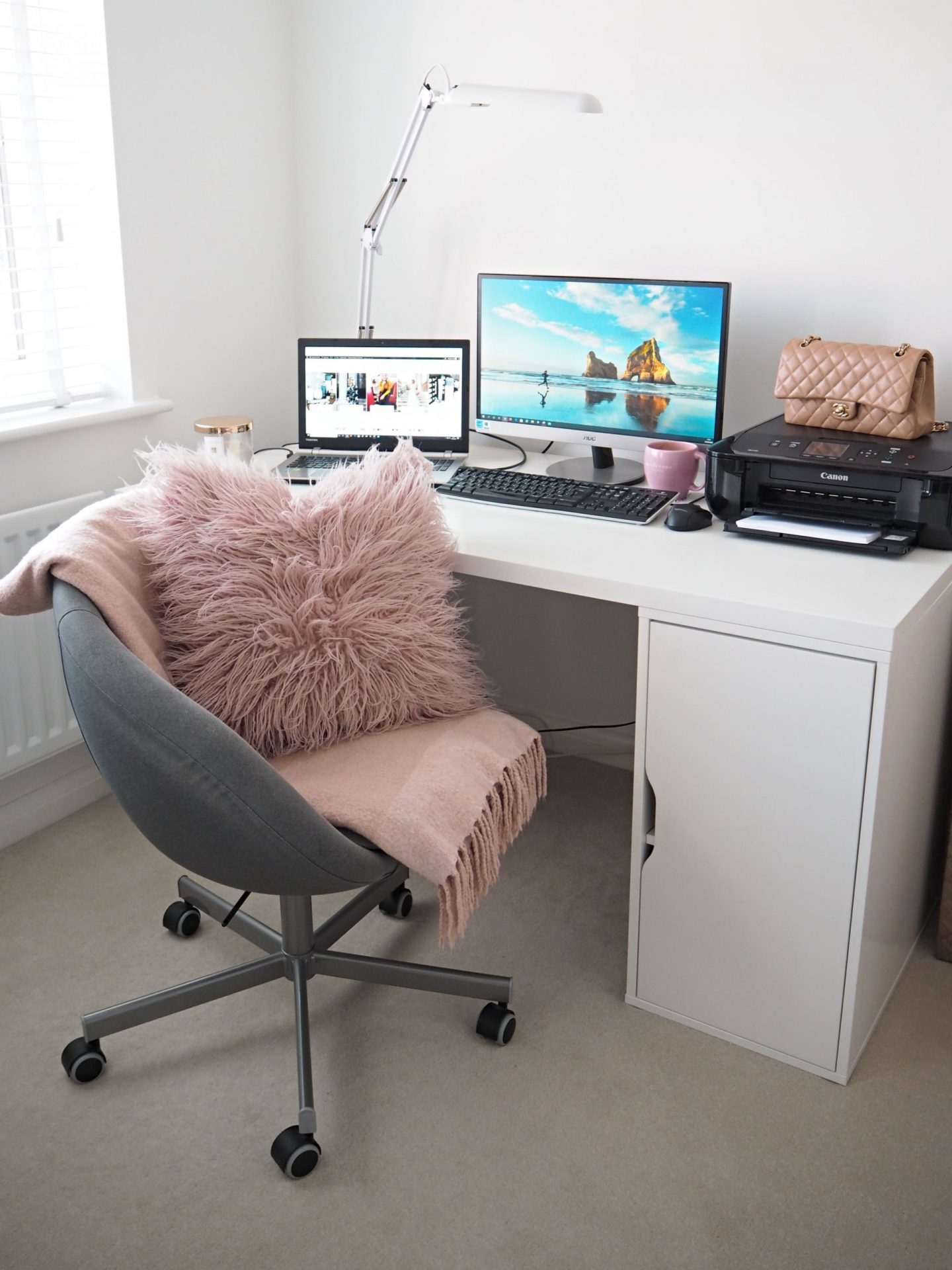 11 Ways To Stay Motivated While Working From Home