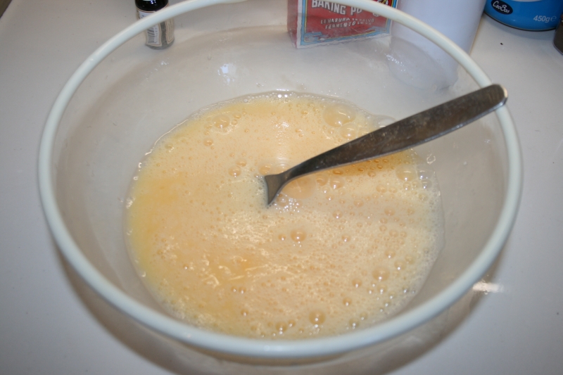 02. Huevos para la receta fitness de tiramisú