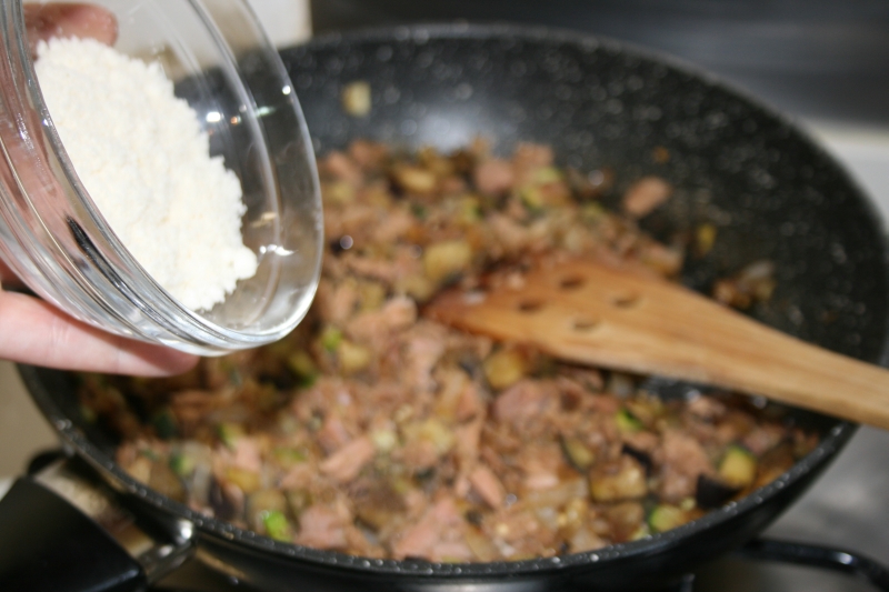 05. Receta fitness de pimientos rojos con queso rallado