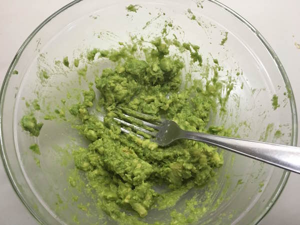 06. Crema de aguacate para las tartaletas con crema de aguacate en blog de fitness y recetas fitness