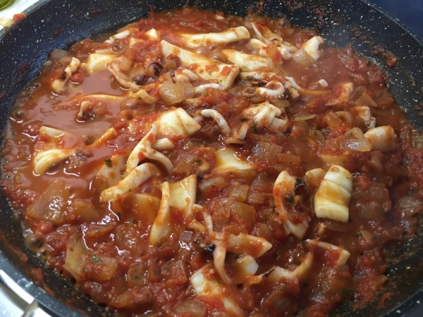 06. Los calamares en su salsa y fideos chinos en blog de recetas fitness