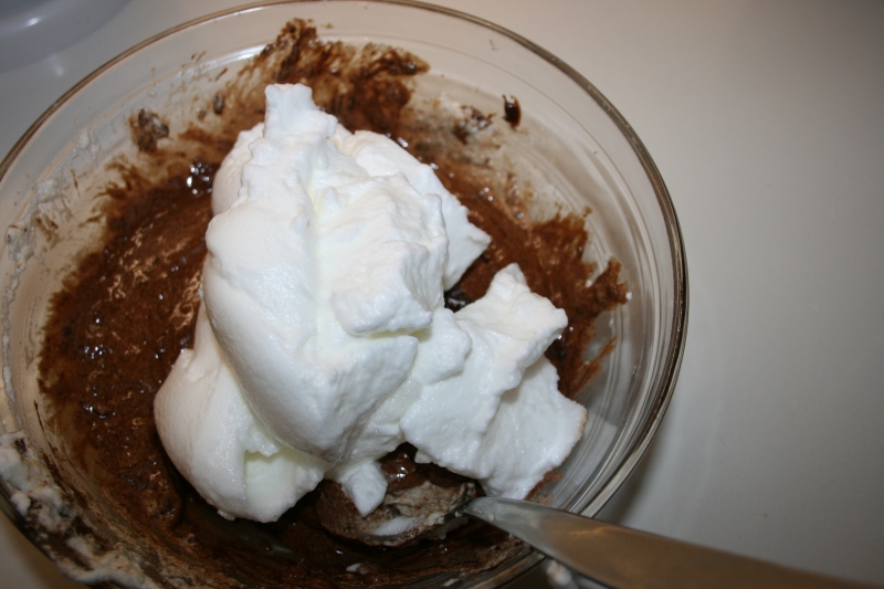 07. Hacer la masa para el tronco de chocolate sin harinas ni azúcares añadidos en blog de recetas fitness