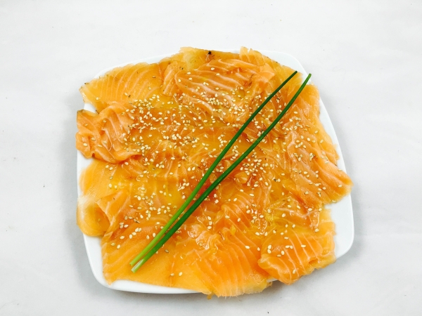 11. Bodegon del salmón marinado en sus hierbas en blog de fitness para mujeres y blog de recetas fitness